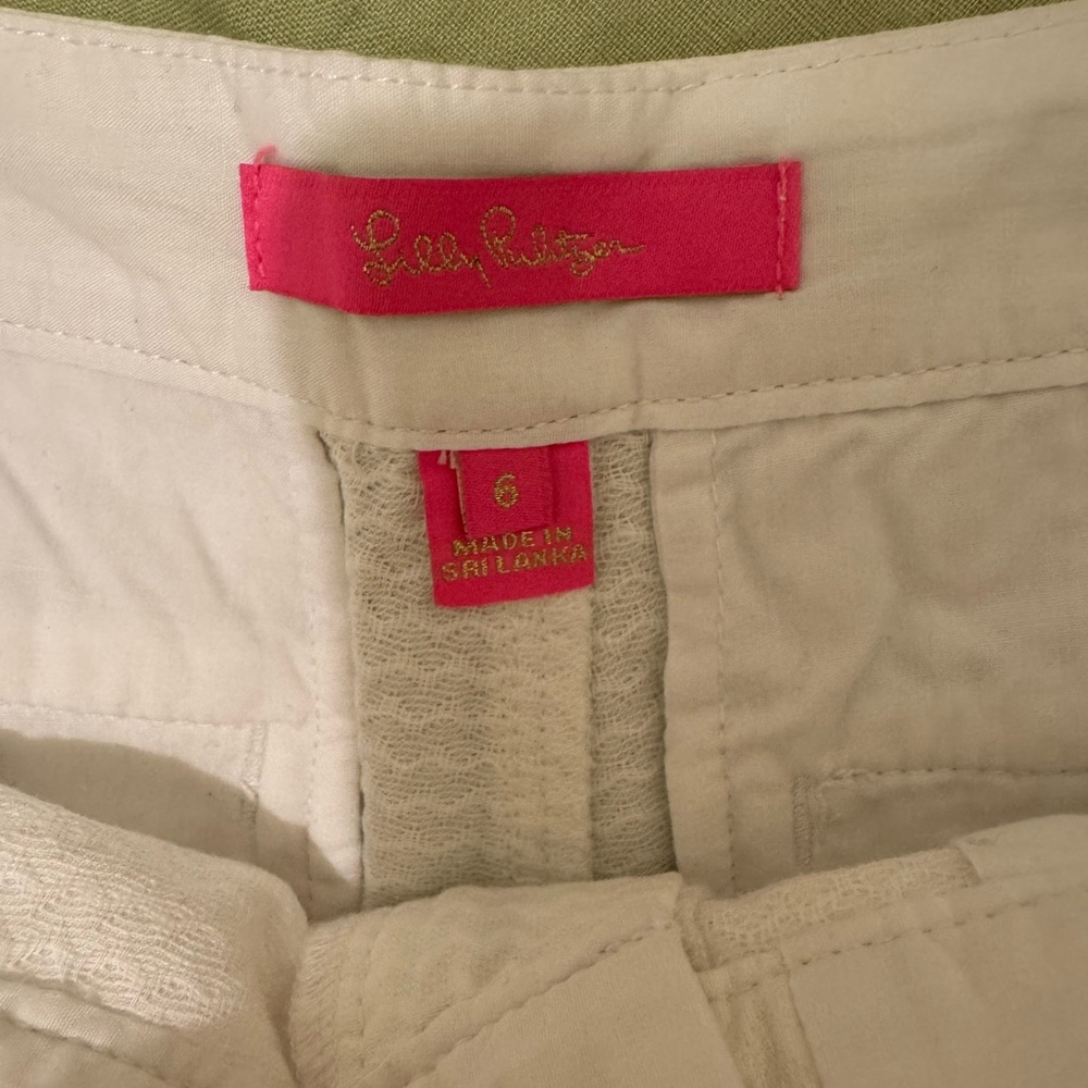 Lilly Pulitzer Buttercup Scallop Shorts White - Picture 3 of 4